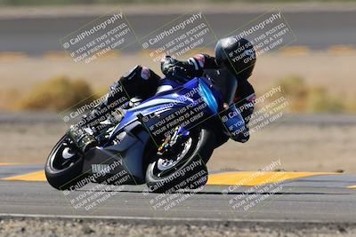 media/Oct-08-2022-SoCal Trackdays (Sat) [[1fc3beec89]]/Turn 14 (1050am)/